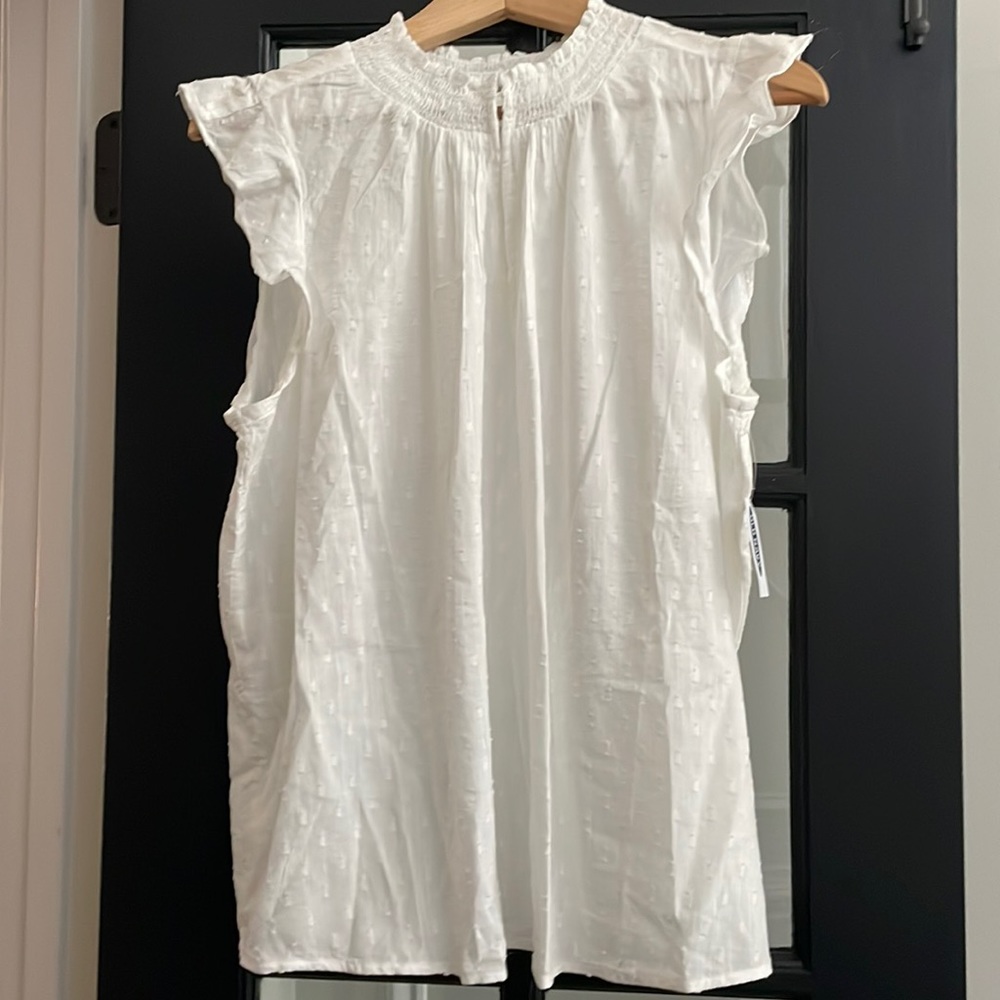 White sleeves top